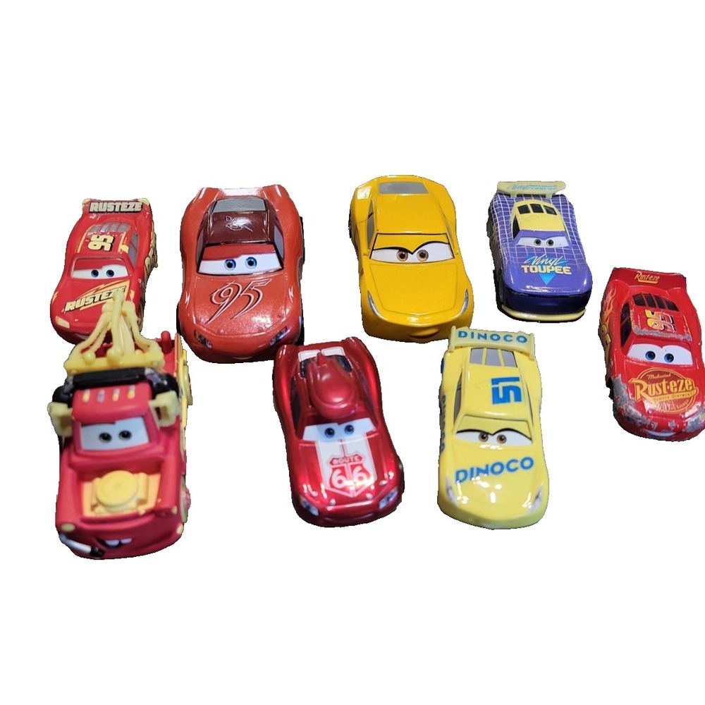 Disney Pixar Cars Mixed lot diecast Mater Lightening Friends etc.. Dinoco